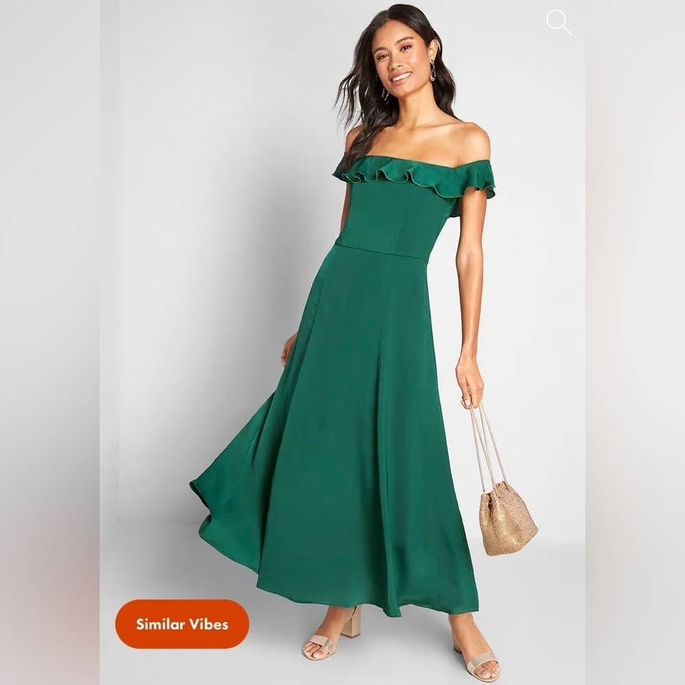 ModCloth Ruffled and Radiant Off-the-Shoulder Dress Size Medium NWT